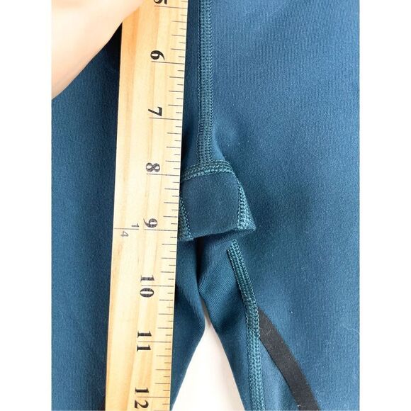 The North Face Teal Blue Green Cropped Midrise workout leggings size Small - Picture 6 of 10